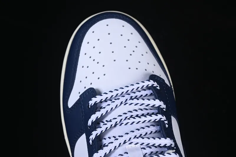 All categories Nk SB Dunk series Nk SB Dunk Low low-top sneakers Nike SB Dunk Low blue, white and gray color matching low-top casual sneakers IM2222-101